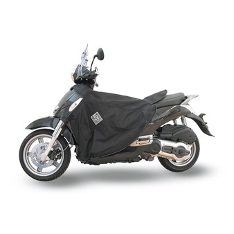Tablier/couverture TUCANO URBANO Termoscud R156, APRILIA Scarabeo / Atlantic 250-500cc Sprint à partir de 2006 Tablier/couverture TUCANO URBANO Termoscud R156, APRILIA Scarabeo / Atlantic 250-500cc Sprint à partir de 2006