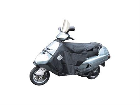 Beinschutz TUCANO URBANO Termoscud R021, Piaggio Hexagon 125cc ab 1995, Italjet Millenium 125cc 2002-2010 Beinschutz TUCANO URBANO Termoscud R021, Piaggio Hexagon 125cc ab 1995, Italjet Millenium 125cc 2002-2010