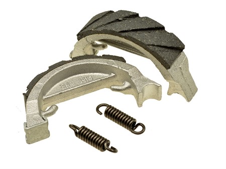 Machoires de frein AKOA Racing Ø 80x18mm rainurées LELEU, vélomoteurs Puch, Peugeot, KTM, Honda, Kreidler Machoires de frein AKOA Racing Ø 80x18mm rainurées LELEU, vélomoteurs Puch, Peugeot, KTM, Honda, Kreidler