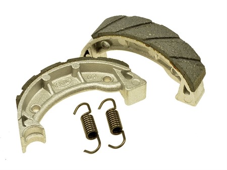 Bremsbacken AKOA Racing geschlitzt Ø 90x18mm Speichenrad vorne, Ciao, Si, Bravo, Sachs ect Bremsbacken AKOA Racing geschlitzt Ø 90x18mm Speichenrad vorne, Ciao, Si, Bravo, Sachs ect