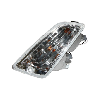 Blinker vorne links Piaggio Vespa GTS / GTV 125 - 300cc mit CE Prüfzeichen Blinker vorne links Piaggio Vespa GTS / GTV 125 - 300cc mit CE Prüfzeichen