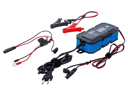 Digitales Batterie-Ladegerät 6 / 12 V | 4 A Digitales Batterie-Ladegerät 6 / 12 V | 4 A