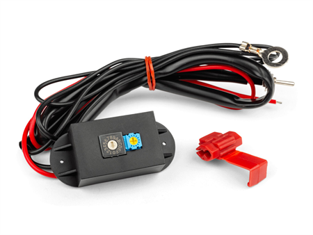 Limitateur de régime et de vitesse réglable avec interrupteur universel.