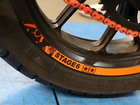 Felgenrandaufkleber Kit 17 Stage6 orange - schwarz