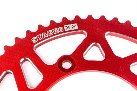 Couronne Stage6 alu 53 dents type 420 CNC rouge, moto 50cc Beta RR