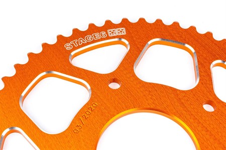 Couronne Stage6 alu CNC orange 53 dents type 420, moto 50cc Rieju MRT