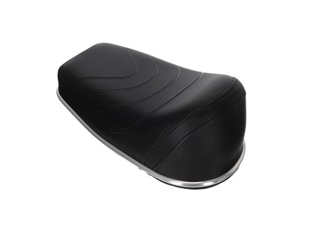 Selle "banane" sport look carbone, vélomoteurs universelle Selle "banane" sport look carbone, vélomoteurs universelle