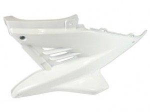 Motorenverkleidung links weiss STR8 Nitro/Aerox Motorenverkleidung links weiss STR8 Nitro/Aerox
