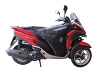 Tablier / couverture TUCANO URBANO Termoscud R172, Yamaha Tricity 125cc / MBK Triptik 125cc 4T Tablier / couverture TUCANO URBANO Termoscud R172, Yamaha Tricity 125cc / MBK Triptik 125cc 4T