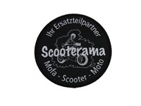 Ecusson SCOOTERAMA textile, a coller au fer à repassser ou a coudre. Ecusson SCOOTERAMA textile, a coller au fer à repassser ou a coudre.