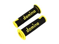 Poignée Domino On Road A450 Noir/Jaune 22/26 mm (embouts ouverts), universelle pour vélomoteurs, scooters et motos. Poignée Domino On Road A450 Noir/Jaune 22/26 mm (embouts ouverts), universelle pour vélomoteurs, scooters et motos.