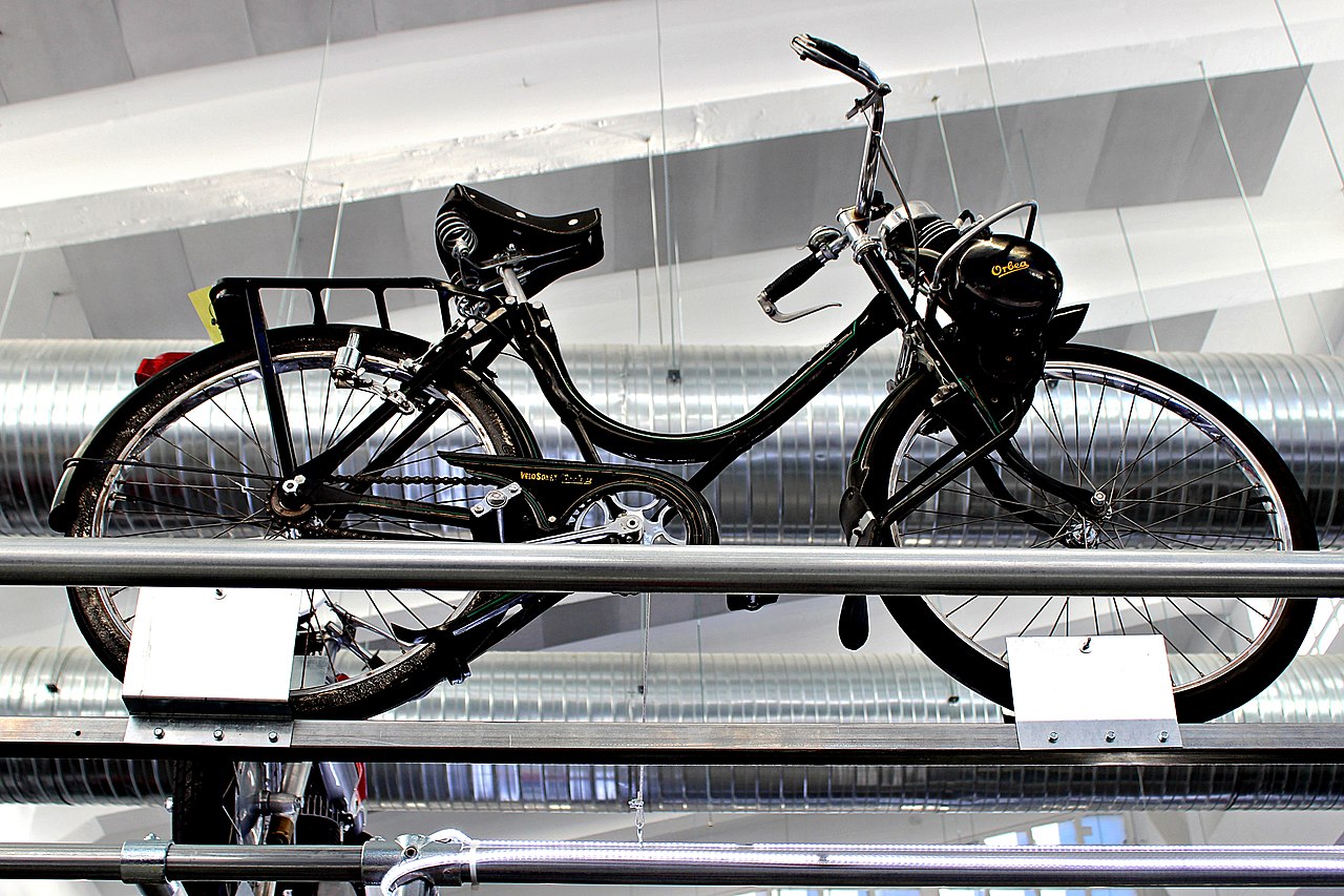 VELOSOLEX-ORBEA_1010,_49cc._(1956)